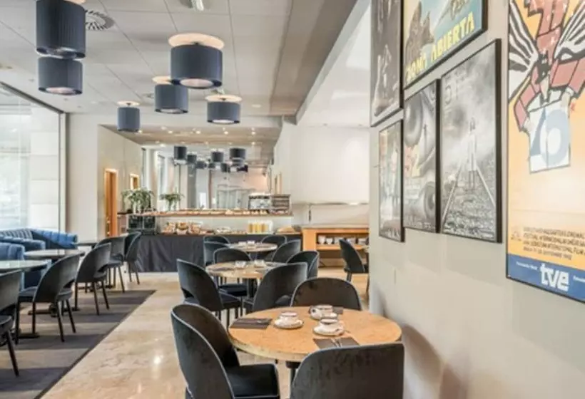 Fotos del hotel Antik San Sebastián:  4