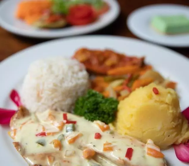 Fotos del hotel Evergreen Lodge:  4