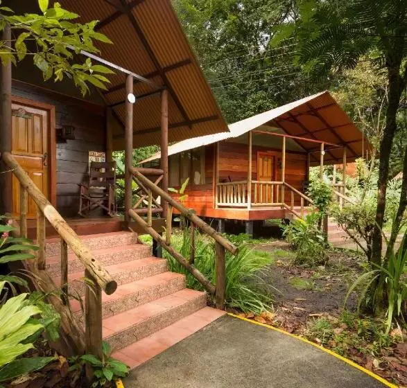 Fotos del hotel Evergreen Lodge:  9