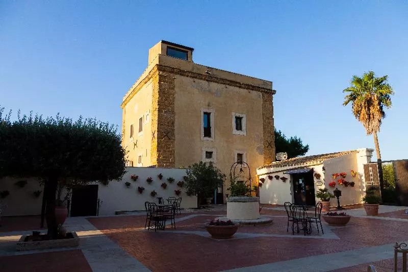 Fotos del hotel Foresteria Baglio Della Luna:  25