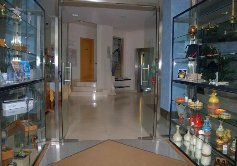 Fotos del hotel Playa Langosteira:  8