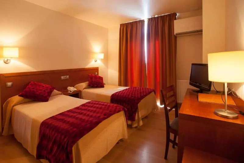 Fotos del hotel Playa Langosteira:  15