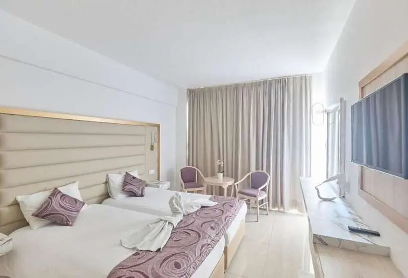 Tsokkos Protaras Beach Hotel