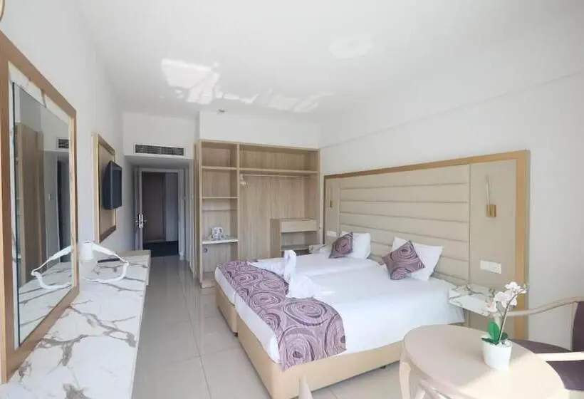 Fotos del hotel Tsokkos Protaras Beach Hotel:  14