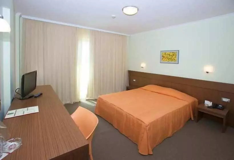 Fotos del hotel Jeravi Beach   All Inclusive:  2