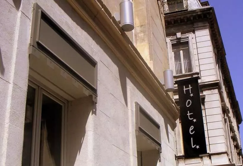 Fotos del hotel Adonis Marseille Vieux-Port:  11