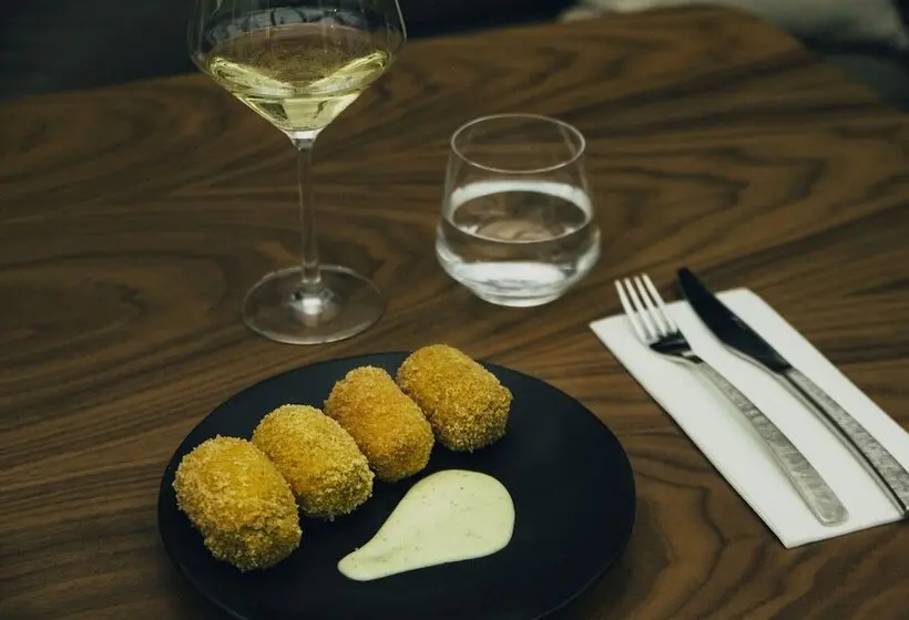 Fotos del hotel Icon Embassy:  3