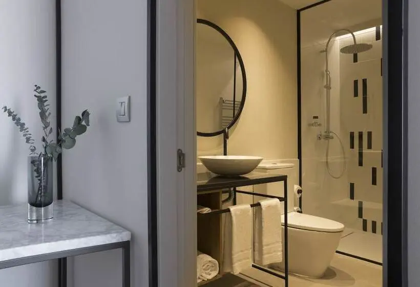 Fotos del hotel Icon Embassy:  16