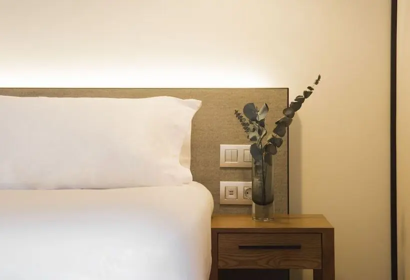 Fotos del hotel Icon Embassy:  24