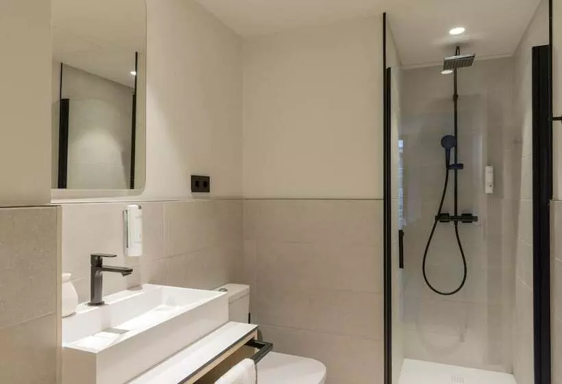 Fotos del hotel Naitly Ronda Sant Antoni Barcelona:  22