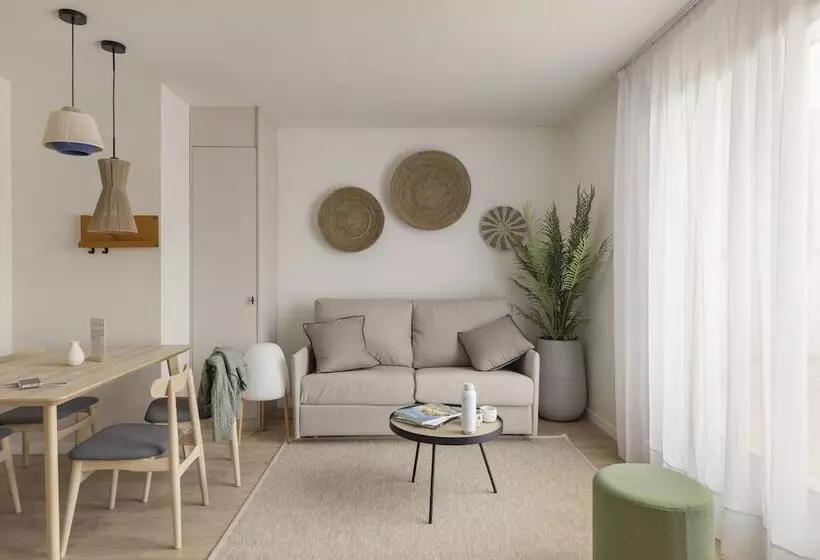 Fotos del hotel Naitly Ronda Sant Antoni Barcelona:  6