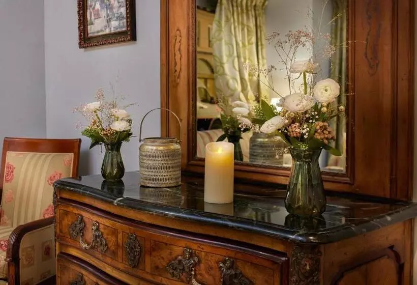 Fotos del hotel Le Relais Saint Honoré:  16