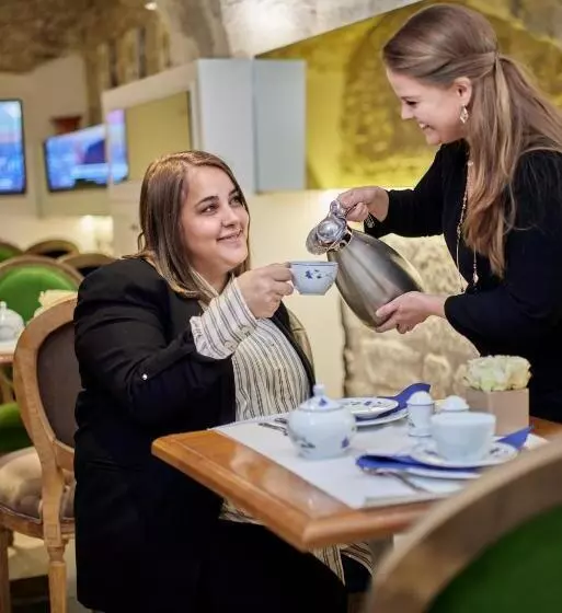 Fotos del hotel Le Relais Saint Honoré:  20