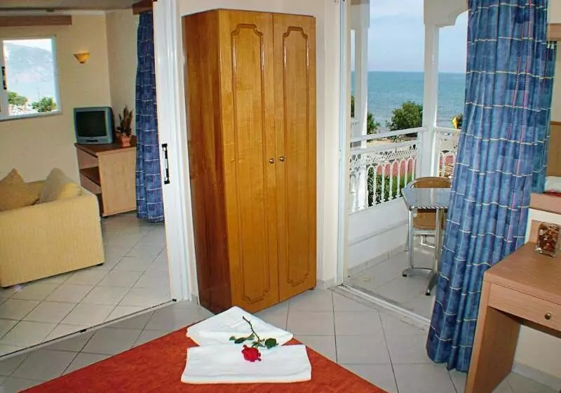 Fotos del hotel Poseidon Beach:  14