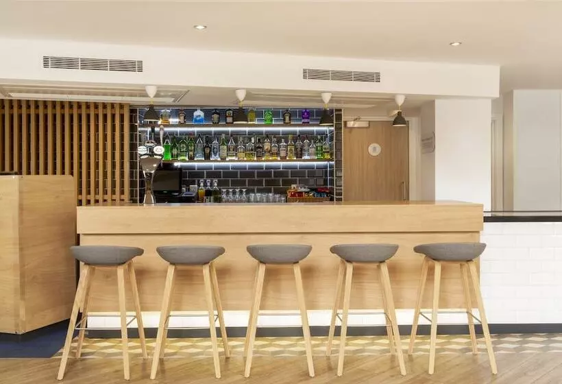 Fotos del hotel Holiday Inn Express  Edinburgh City Centre:  5