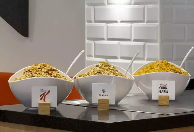 Fotos del hotel Holiday Inn Express  Edinburgh City Centre:  4