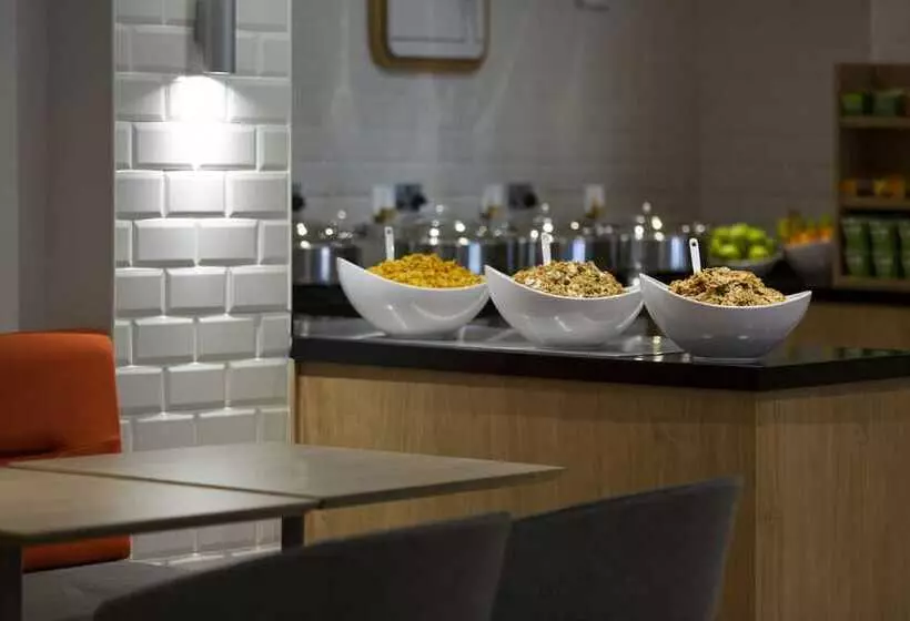 Fotos del hotel Holiday Inn Express  Edinburgh City Centre:  17