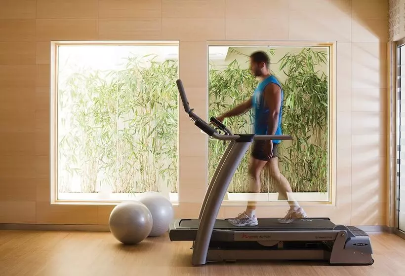 Fotos del hotel T Hotel:  4