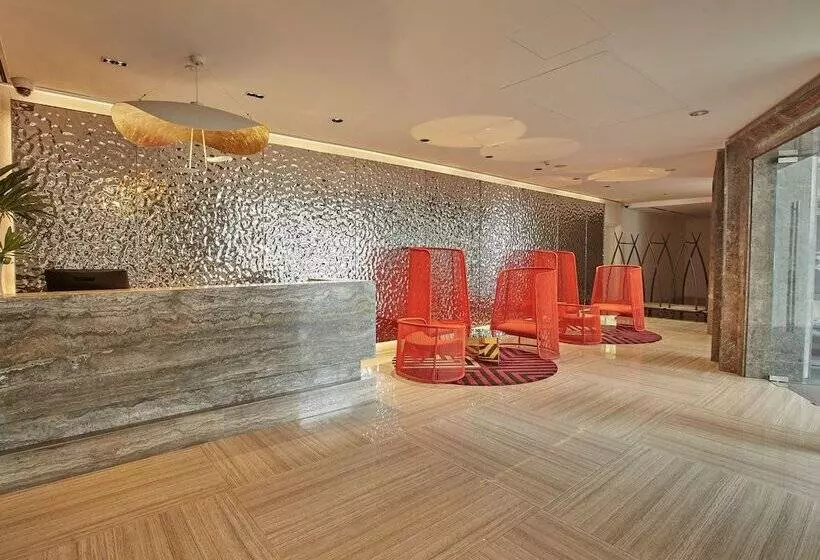 Fotos del hotel Novotel Suites Manila At Acqua:  10