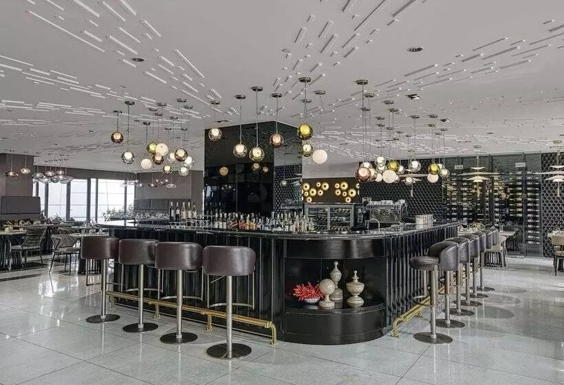 Fotos del hotel Novotel Suites Manila At Acqua:  22