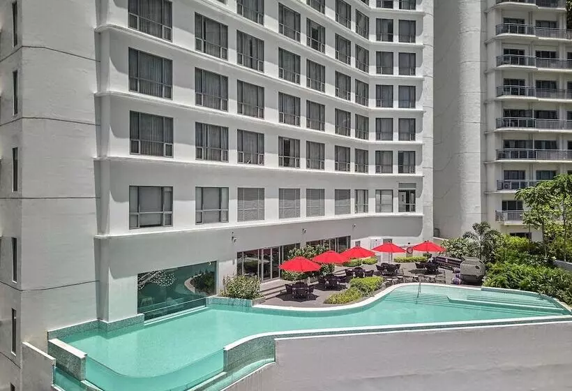 Fotos del hotel Novotel Suites Manila At Acqua:  15
