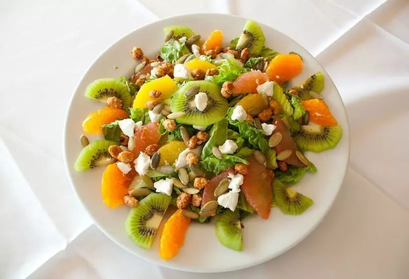 Fotos del hotel Las Flores Beach Resort:  33