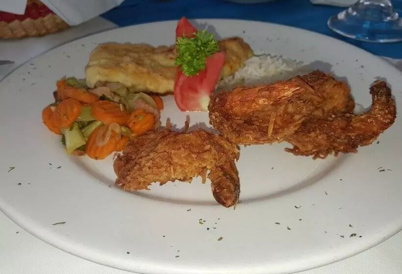 Fotos del hotel Las Flores Beach Resort:  8