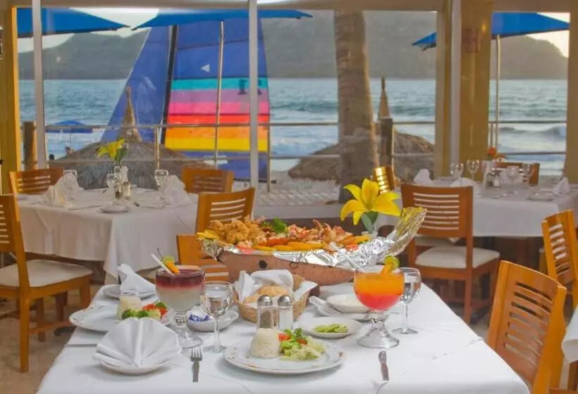 Fotos del hotel Las Flores Beach Resort:  30