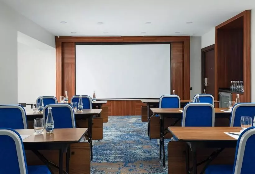 Fotos del hotel Courtyard By Marriott Tashkent:  12