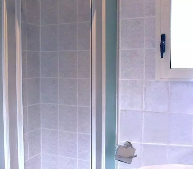 Fotos del hotel Kriss:  15