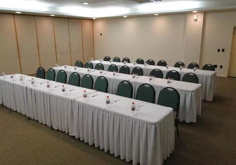 Fotos del hotel Plaza Praia Suítes:  5