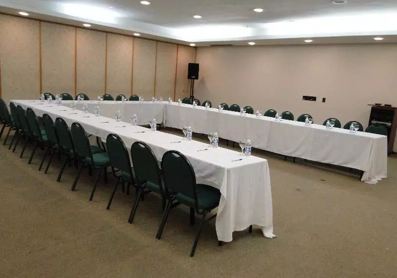 Fotos del hotel Plaza Praia Suítes:  9