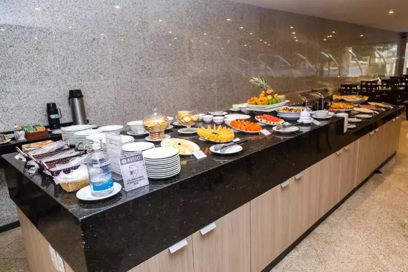 Fotos del hotel Plaza Praia Suítes:  15