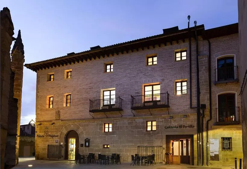 Palacio De Pujadas By Mij