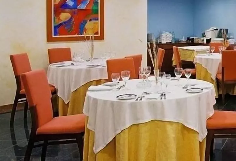 Fotos del hotel Dom Jorge De Lencastre:  16