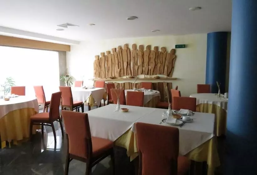 Fotos del hotel Dom Jorge De Lencastre:  10