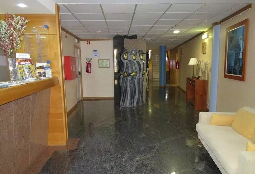 Fotos del hotel Dom Jorge De Lencastre:  3