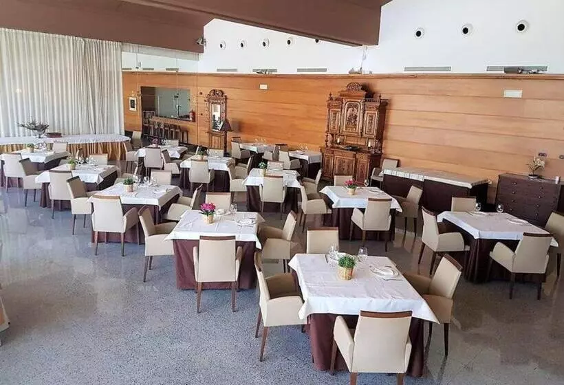Fotos del hotel Puerta de Sahagún:  13