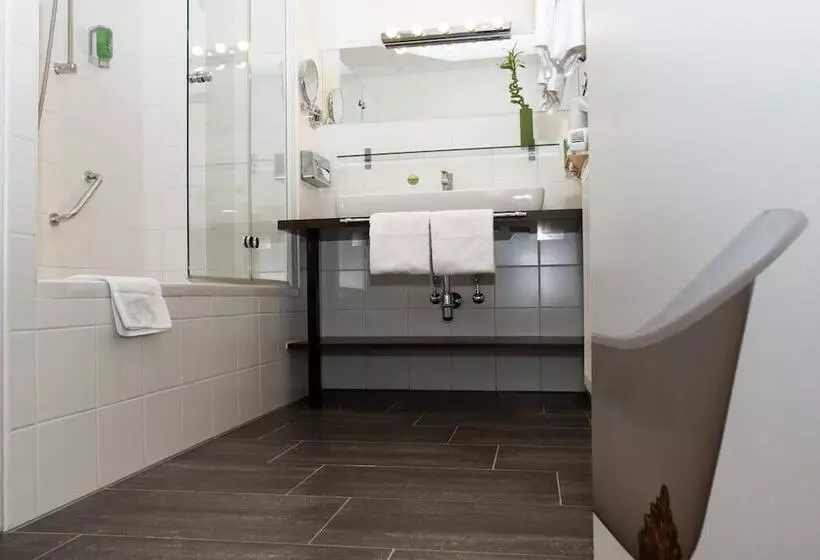 Fotos del hotel Boutiquehotel Stadthalle:  25