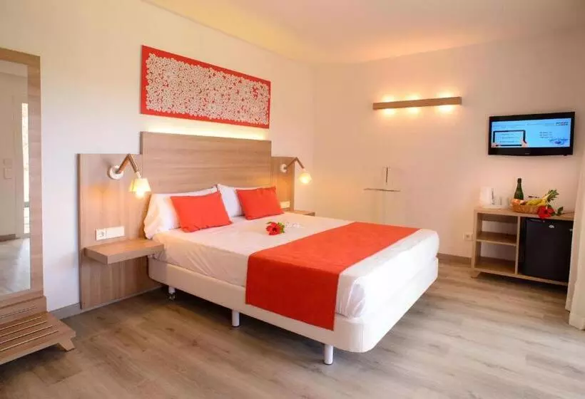 Cala Llenya Resort Ibiza
