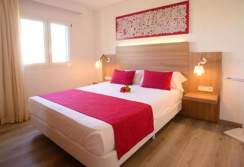 Fotos del hotel Cala Llenya Resort Ibiza:  21