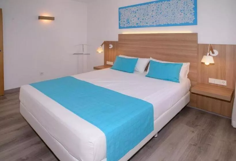 Fotos del hotel Cala Llenya Resort Ibiza:  14