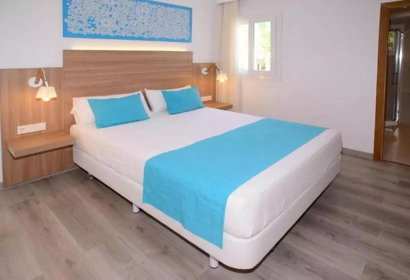 Fotos del hotel Cala Llenya Resort Ibiza:  9