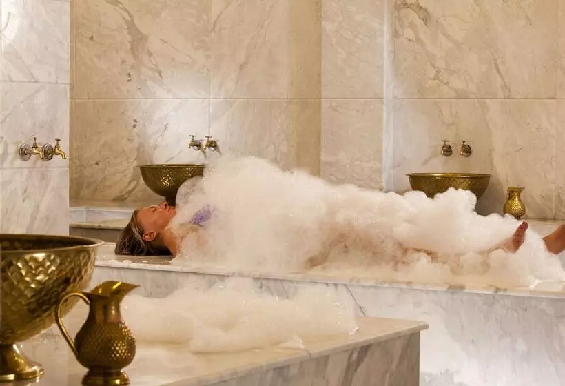 Fotos del hotel Charmillion Sea Life Resort:  4