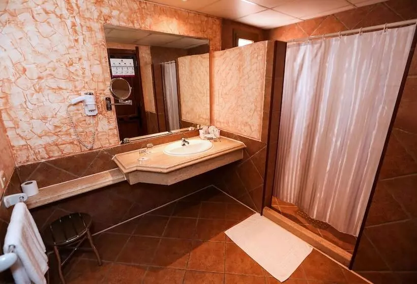 Fotos del hotel Charmillion Sea Life Resort:  15