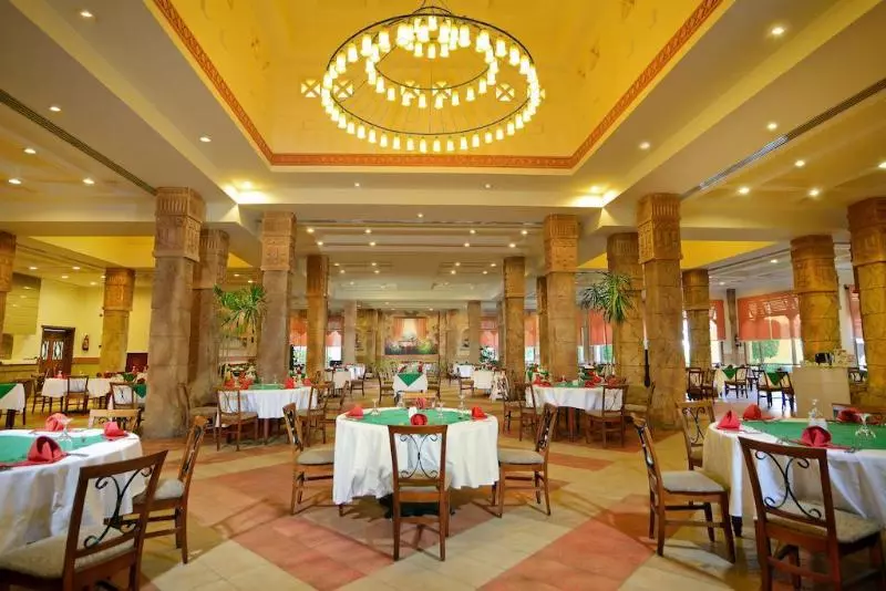 Fotos del hotel Charmillion Sea Life Resort:  5