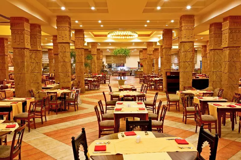 Fotos del hotel Charmillion Sea Life Resort:  12