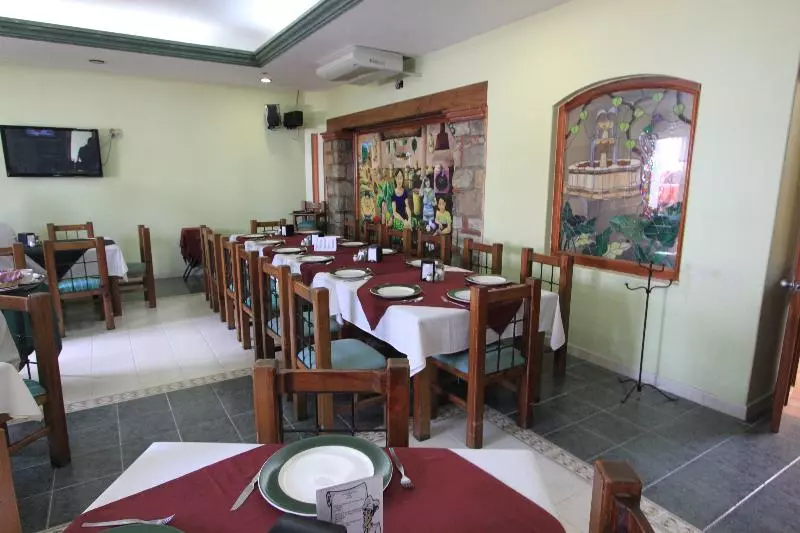 Fotos del hotel Cantera Real:  11