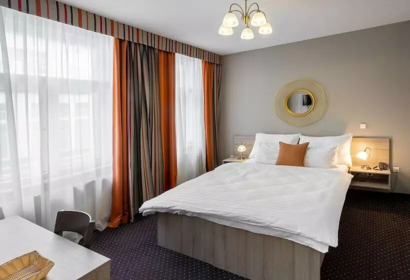 Fotos del hotel U Kocku:  7