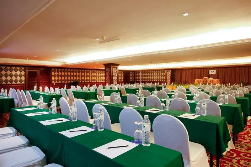 Fotos del hotel Phuket Graceland Resort And Spa:  14